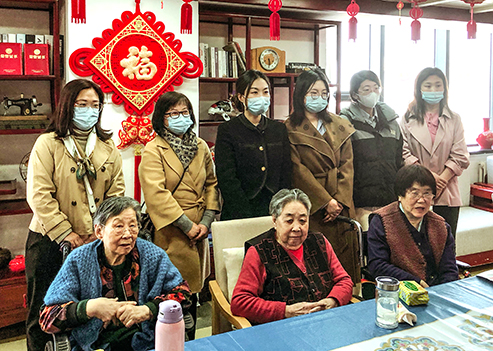 弘扬雷锋精神，巾帼传递温暖——万桥所女律师学雷锋敬老爱老走进老年公寓